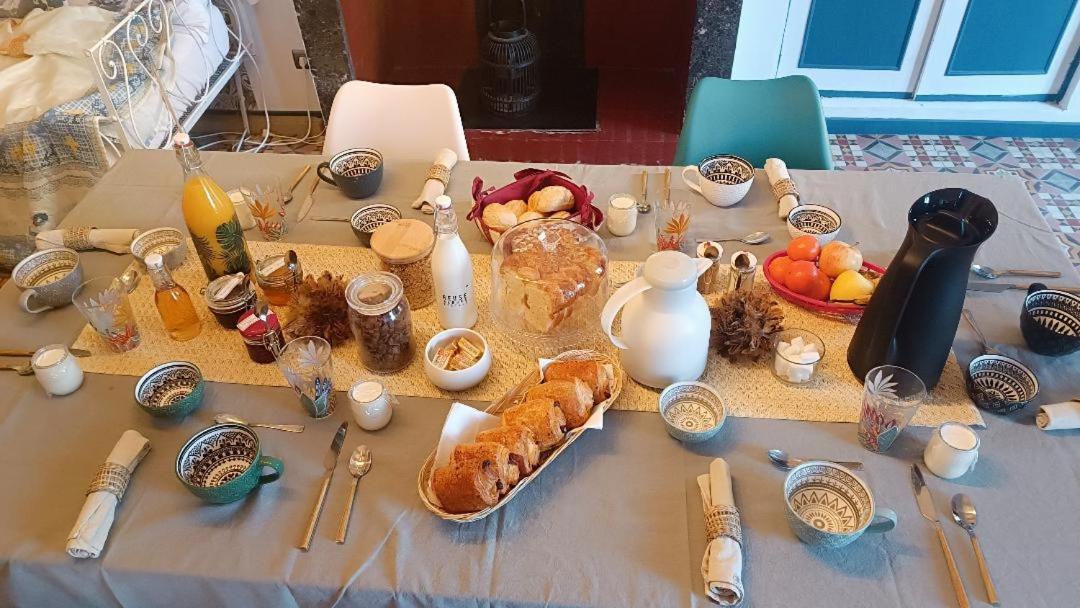 مبيت وإفطار Latour-de-France A L' Estiu المظهر الخارجي الصورة